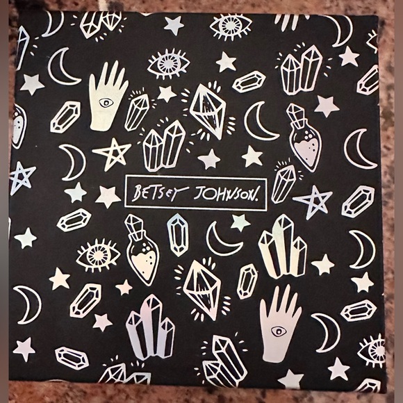 Cute Betsey Johnson Day of the Dead Earrings - Picture 4 of 5